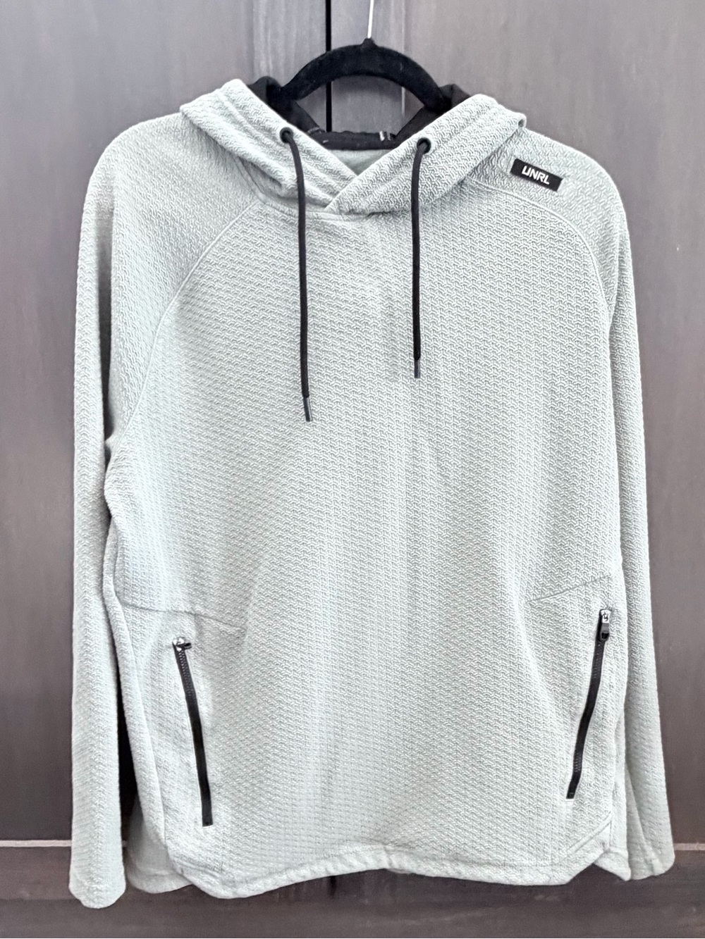 UNRL Men’s Medium Light Sage Waffle-Knit Hooded Pullover Shirt